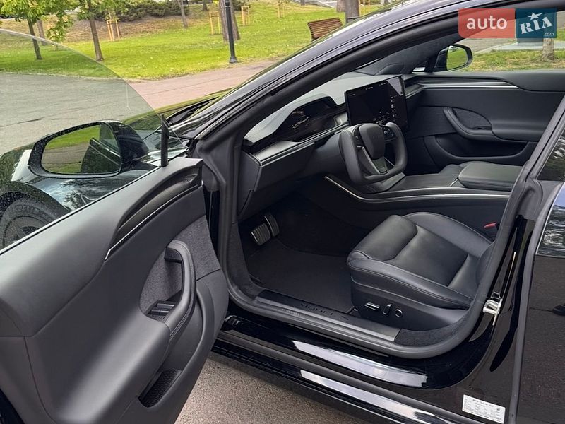 Ліфтбек Tesla Model S 2022 в Києві