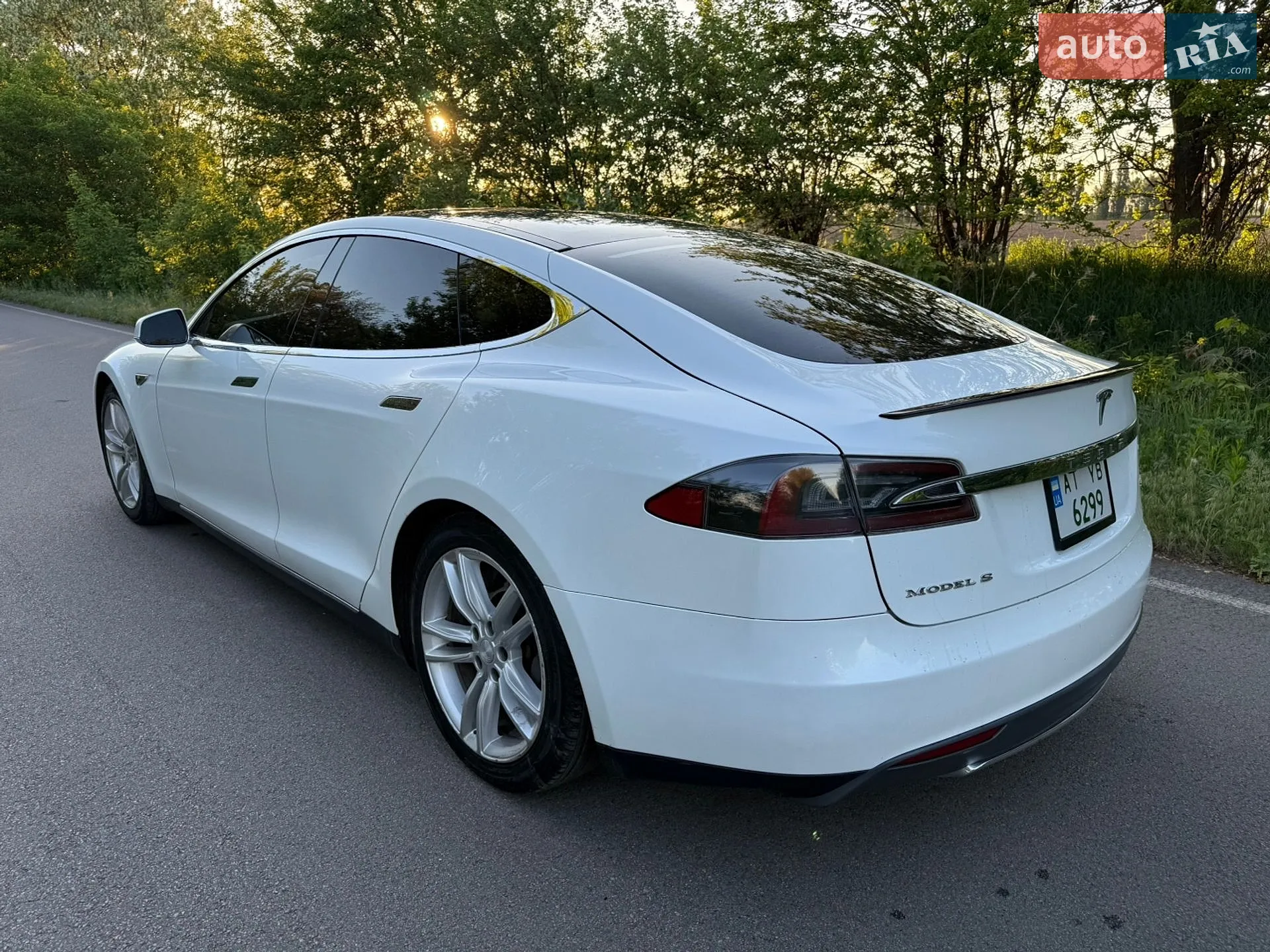 2013 Tesla Model S - мініатюра 3