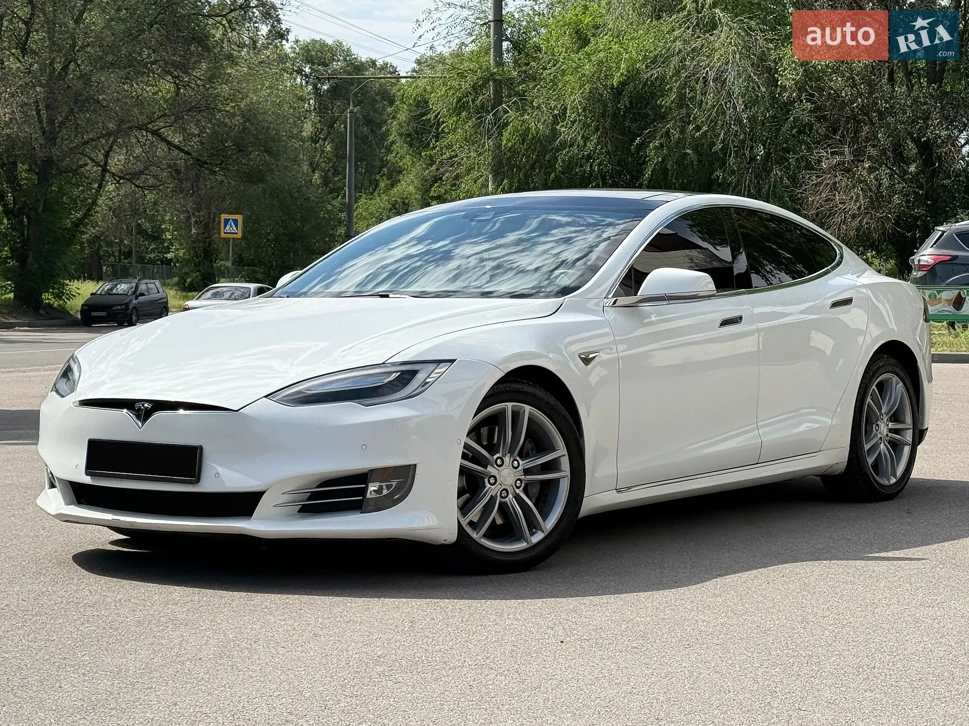 2014 Tesla Model S - мініатюра 4