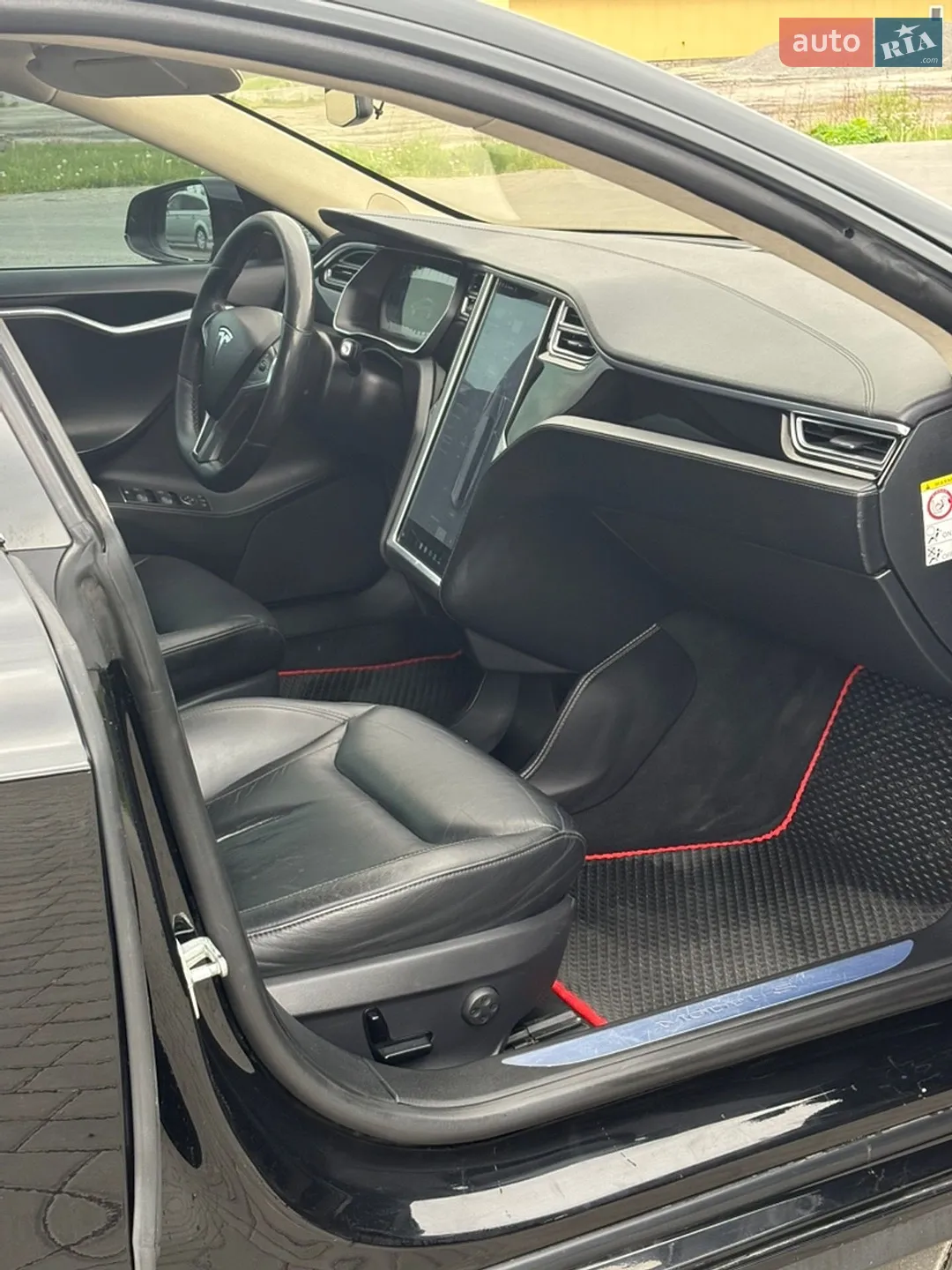 2015 Tesla Model S - мініатюра 8