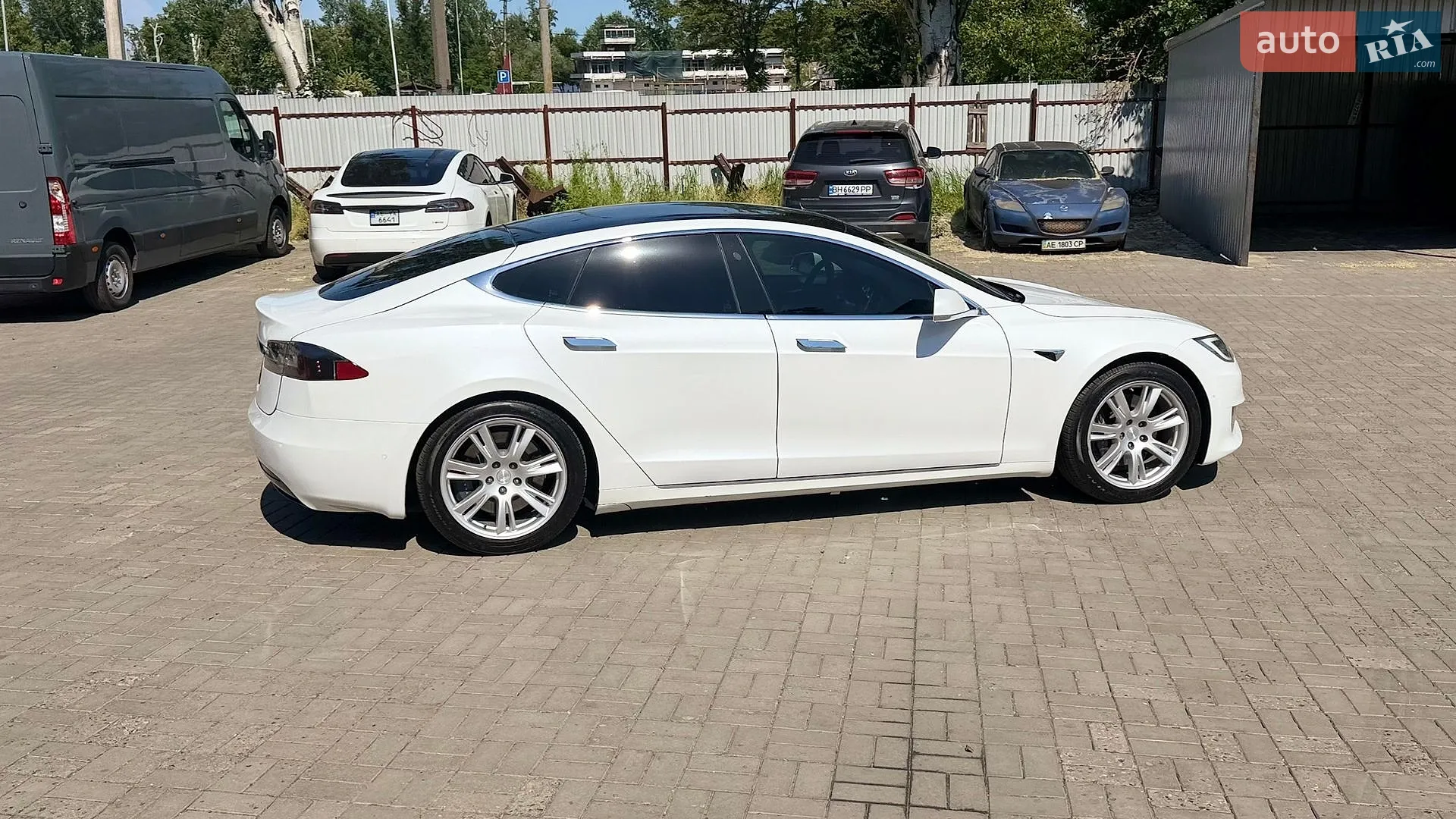 2020 Tesla Model S - мініатюра 7