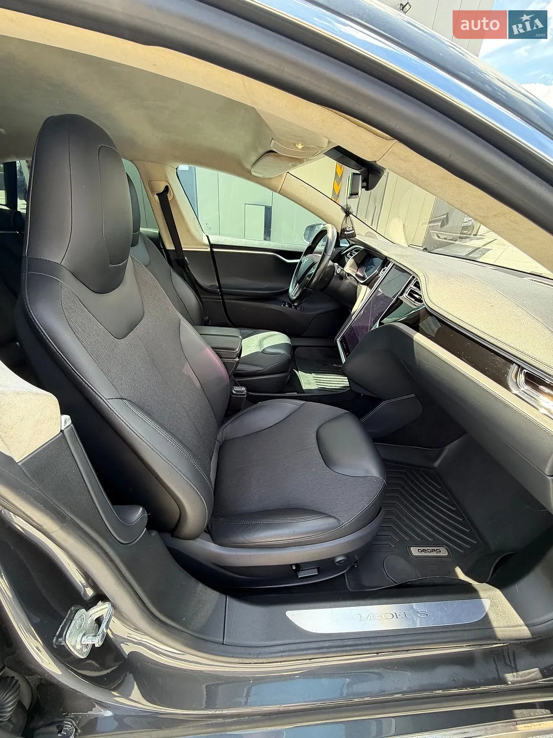 2015 Tesla Model S - мініатюра 55