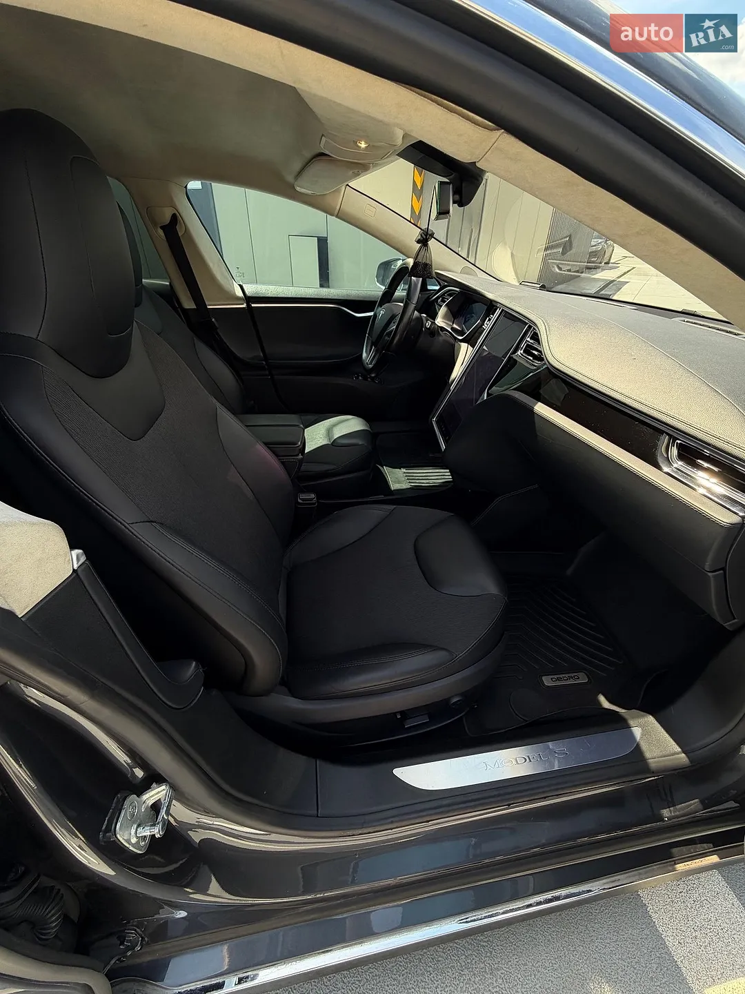 2015 Tesla Model S - мініатюра 56
