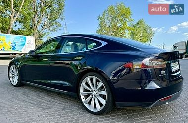 Лифтбек Tesla Model S 2014 в Одессе