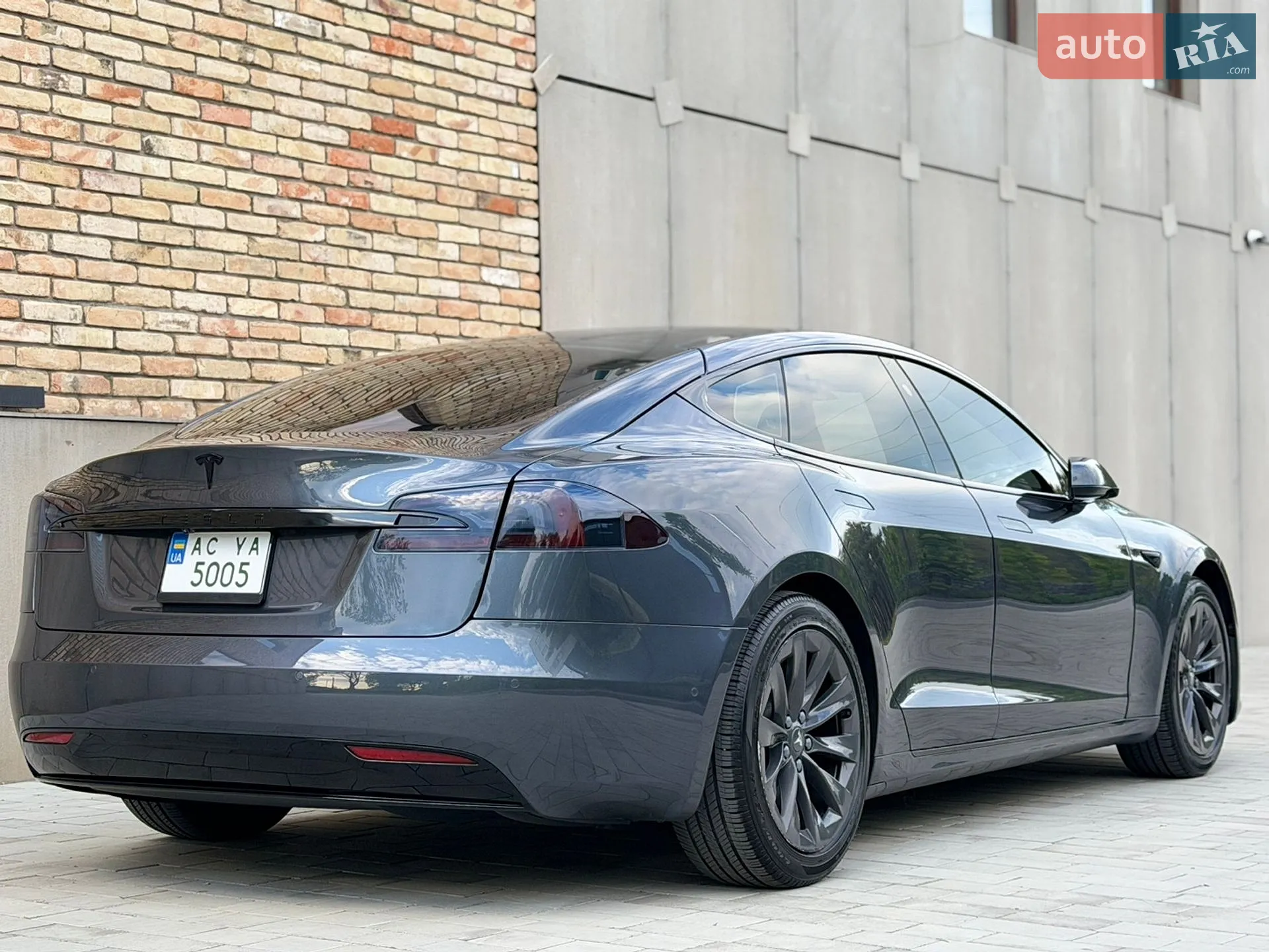 2017 Tesla Model S - мініатюра 10