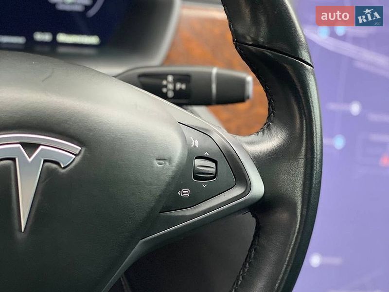 Ліфтбек Tesla Model S 2019 в Києві