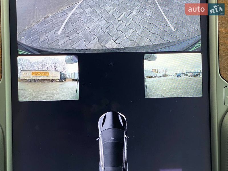 Ліфтбек Tesla Model S 2019 в Києві