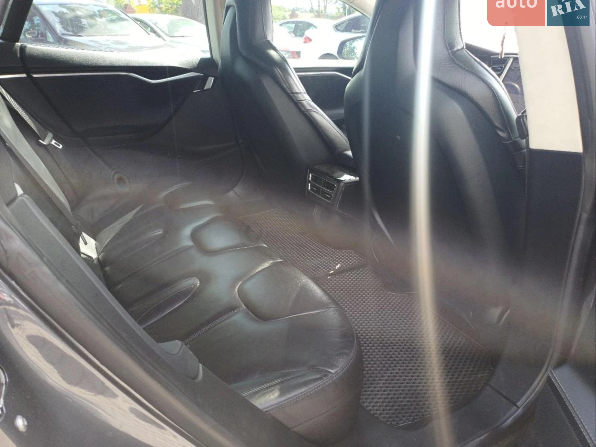 2015 Tesla Model S - мініатюра 14