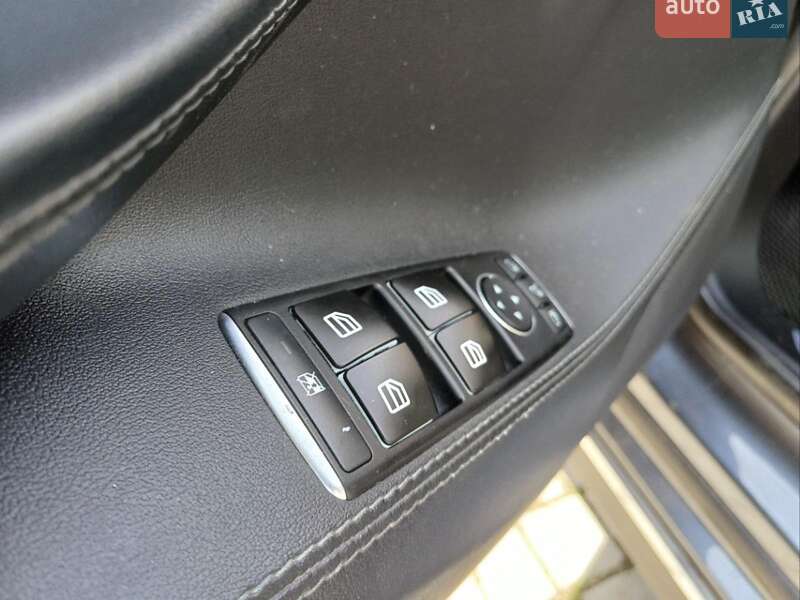 Лифтбек Tesla Model S 2015 в Одессе