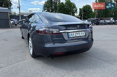 Лифтбек Tesla Model S 2016 в Киеве