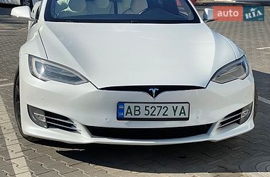 Ліфтбек Tesla Model S 2018 в Вінниці