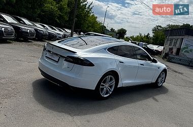 Лифтбек Tesla Model S 2015 в Луцке фото 7 Лифтбек Tesla Model S 2015 в Луцке