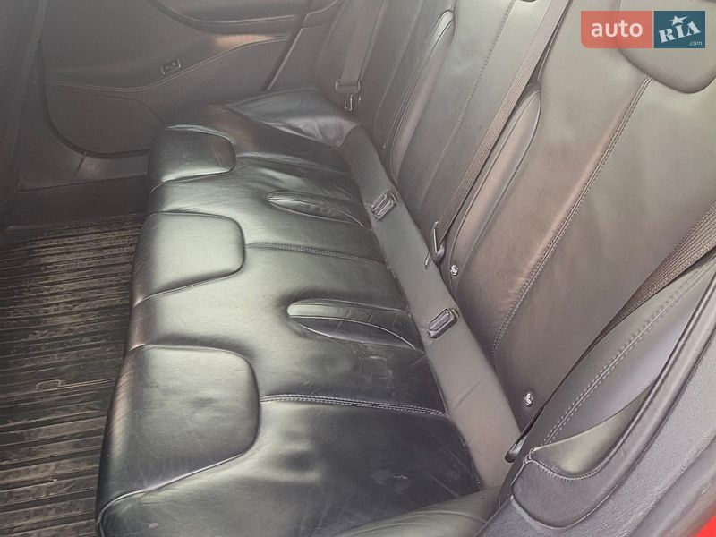 Лифтбек Tesla Model S 2015 в Кривом Роге