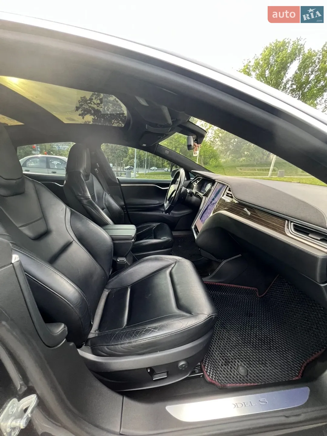2015 Tesla Model S - мініатюра 9