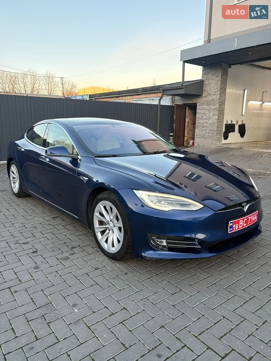 2018 Tesla Model S - мініатюра 3