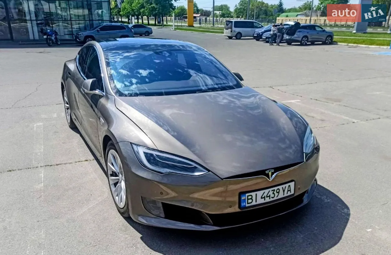 2015 Tesla Model S - мініатюра 16