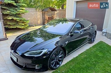 Лифтбек Tesla Model S 2013 в Одессе