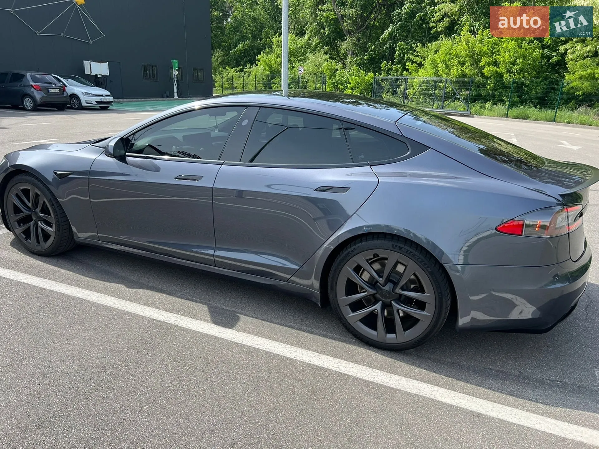 2021 Tesla Model S - мініатюра 9