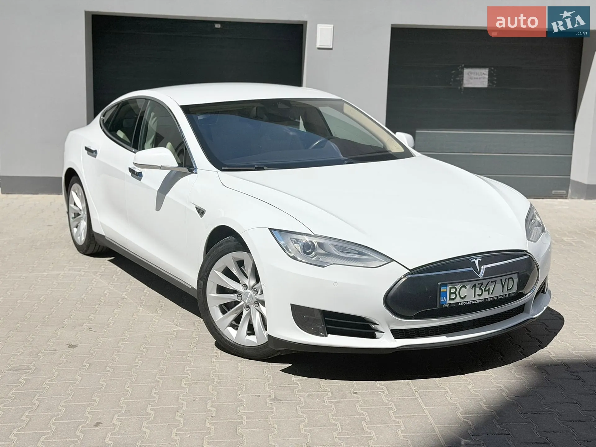 2016 Tesla Model S - мініатюра 3