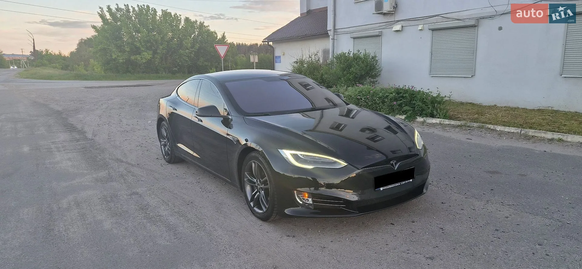2013 Tesla Model S - мініатюра 5