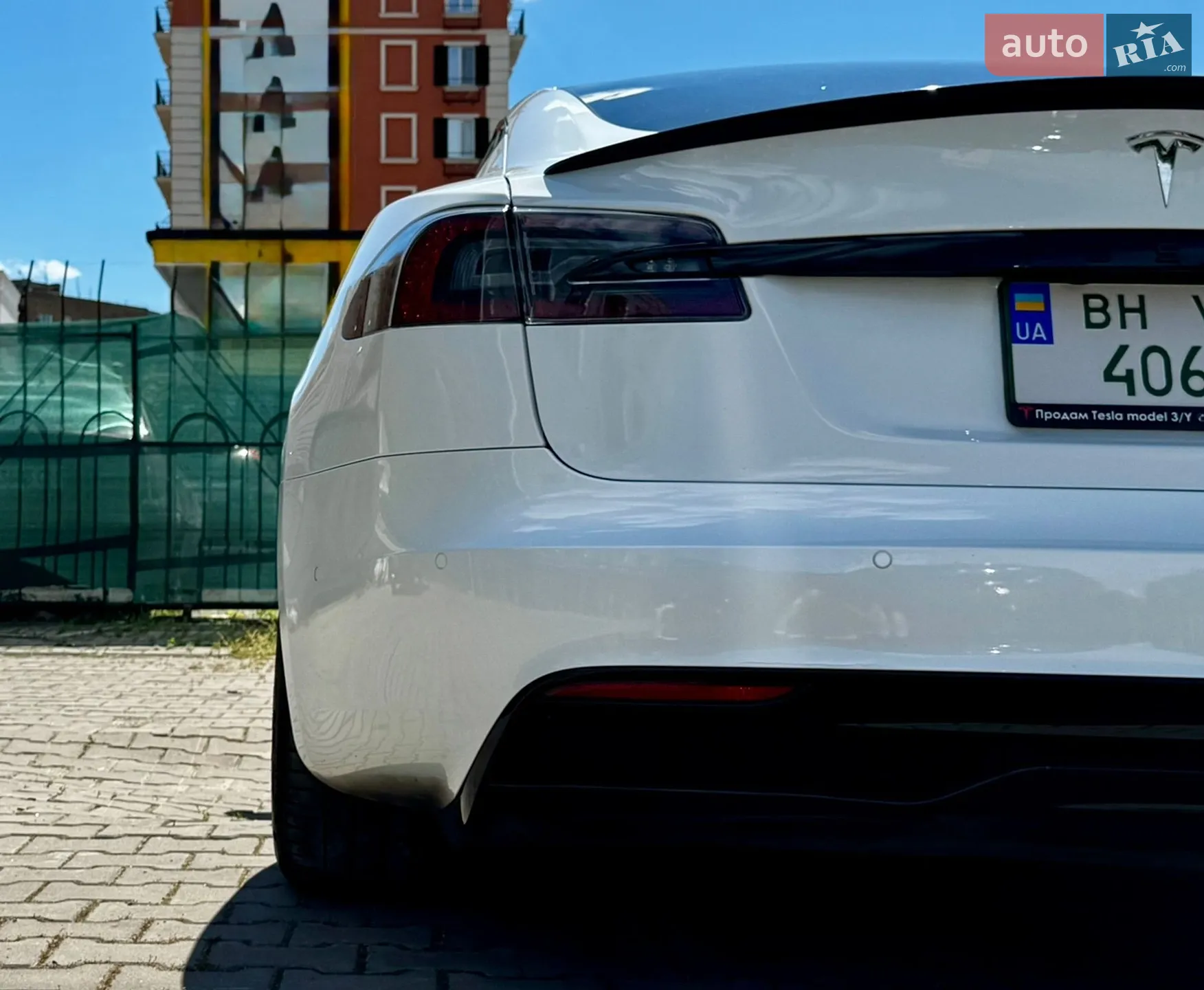 2022 Tesla Model S - мініатюра 8