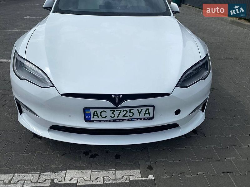 Лифтбек Tesla Model S 2021 в Киеве