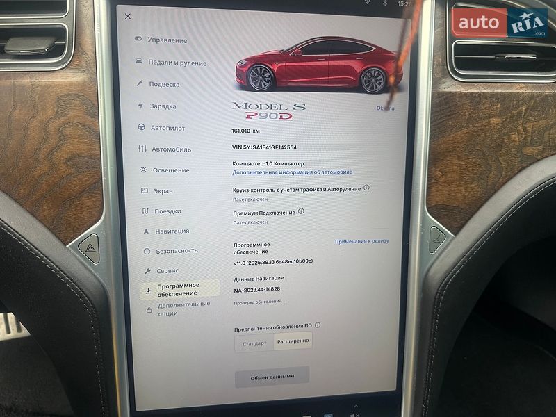 Лифтбек Tesla Model S 2016 в Киеве