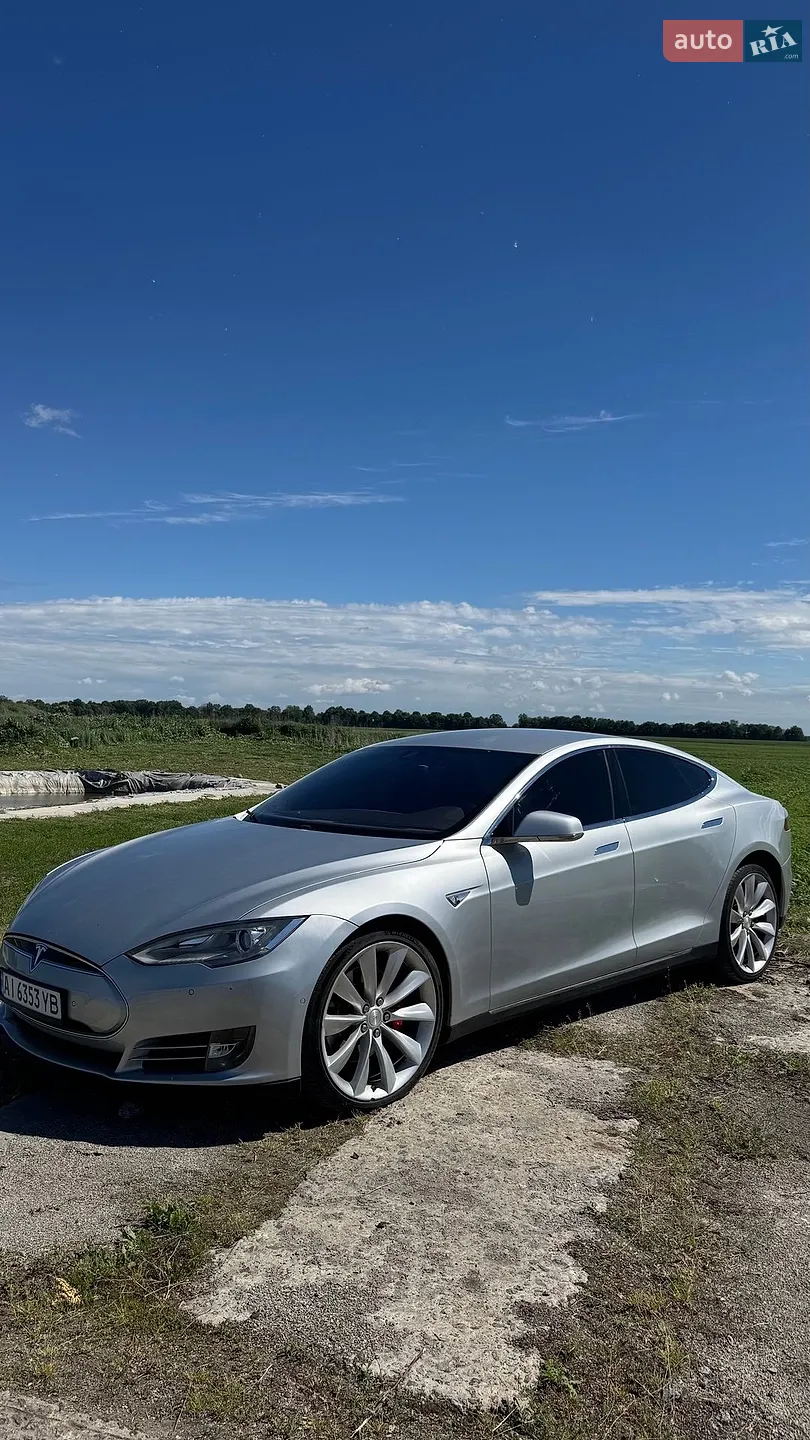 2015 Tesla Model S - мініатюра 2