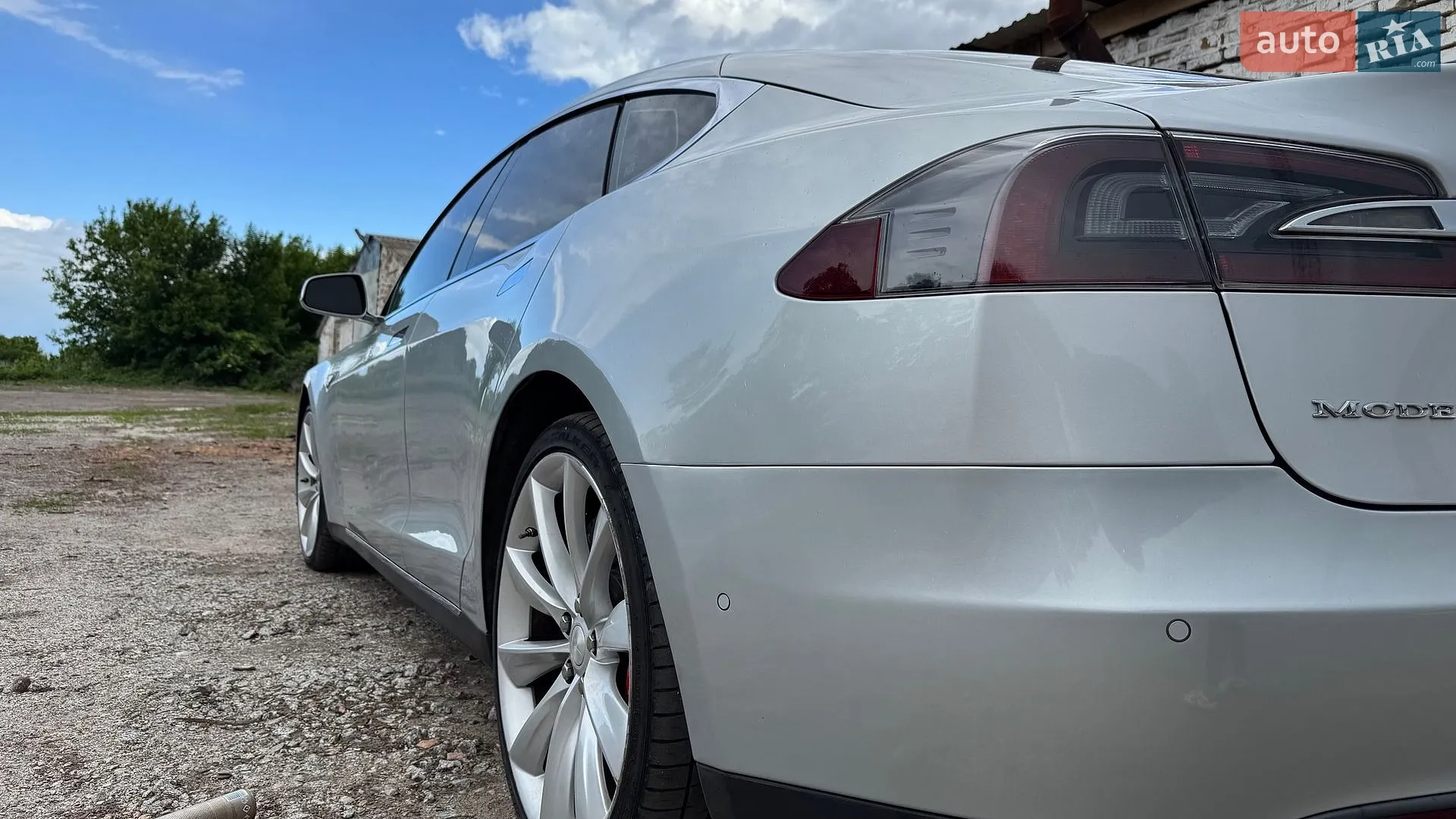 2015 Tesla Model S - мініатюра 16
