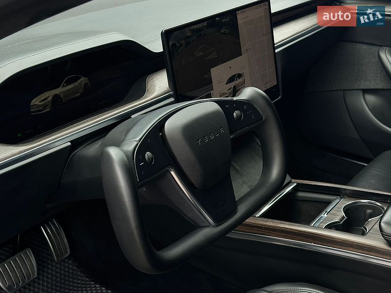Лифтбек Tesla Model S 2022 в Николаеве