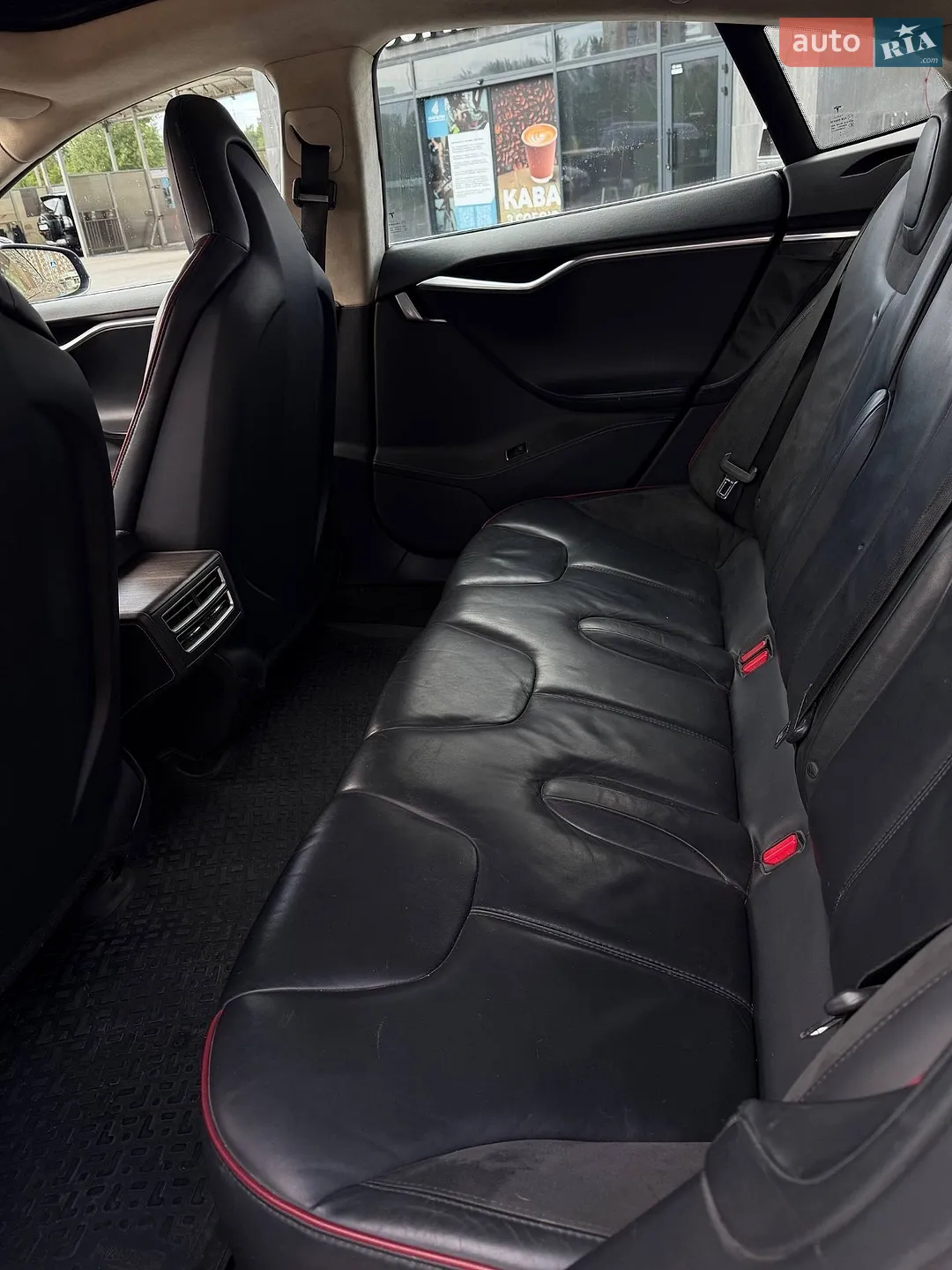 2014 Tesla Model S - мініатюра 8