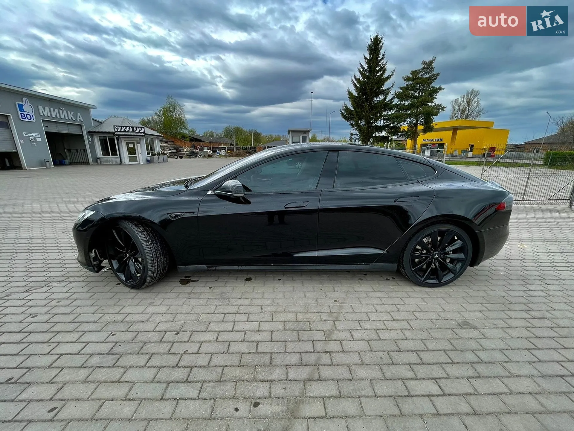2014 Tesla Model S - мініатюра 4