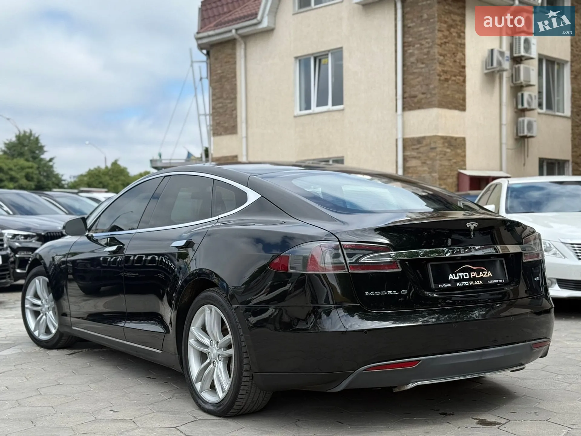 2013 Tesla Model S - мініатюра 26