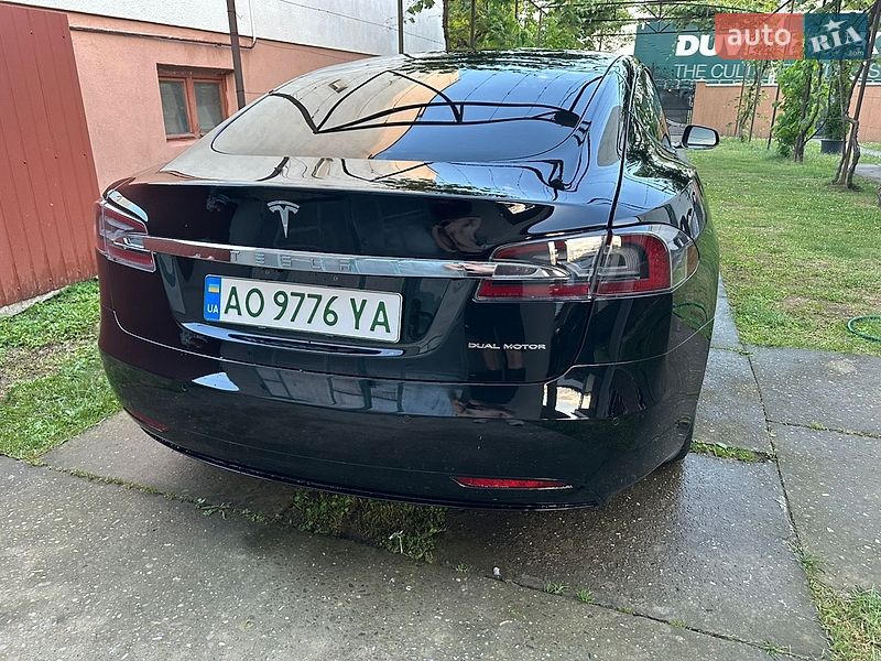 Лифтбек Tesla Model S 2019 в Виноградове фото 6 Лифтбек Tesla Model S 2019 в Виноградове