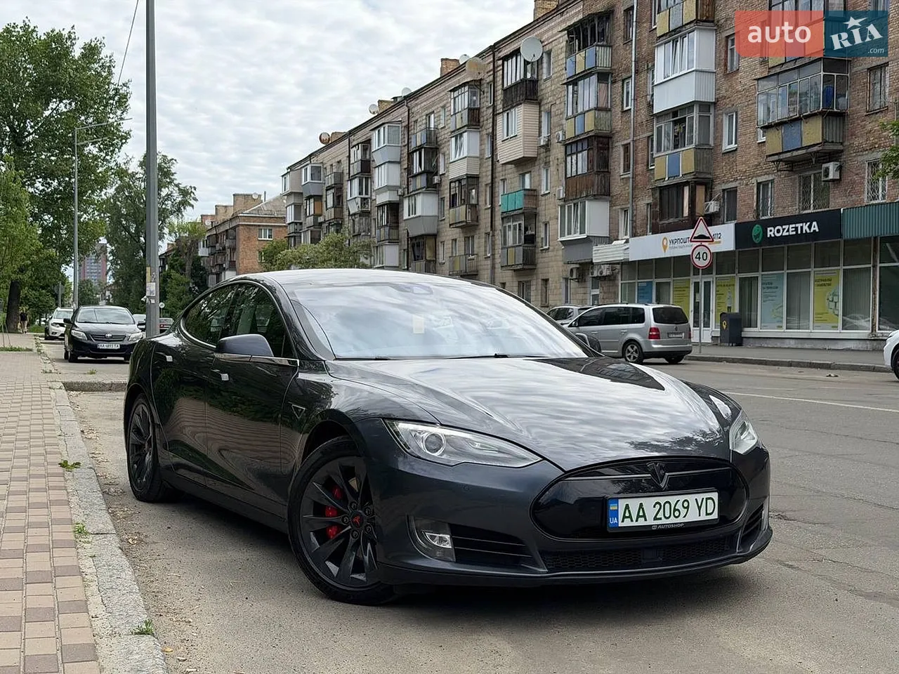 2014 Tesla Model S - мініатюра 24