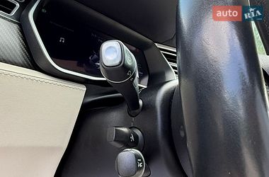 Лифтбек Tesla Model S 2018 в Черновцах