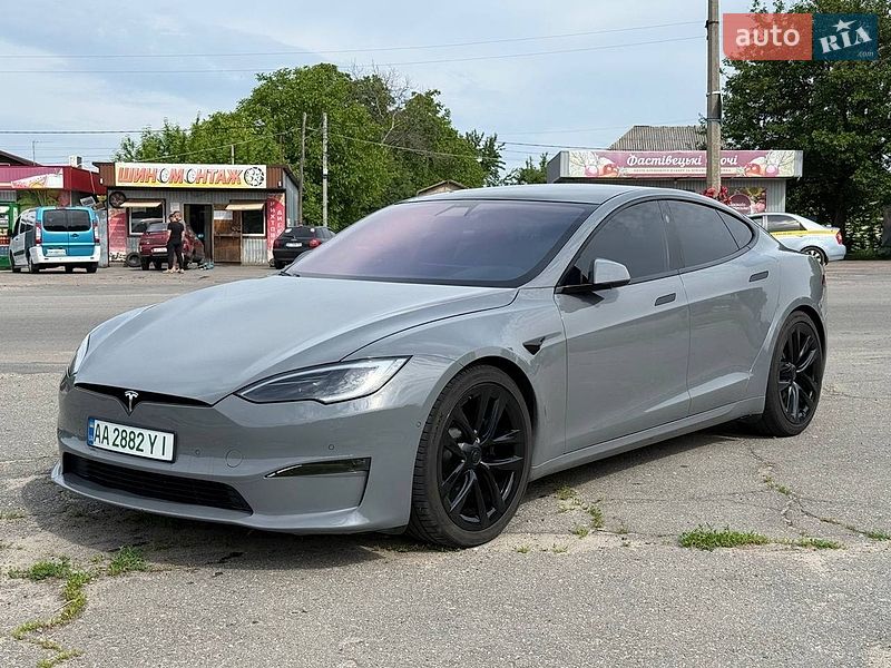 Лифтбек Tesla Model S 2021 в Фастове