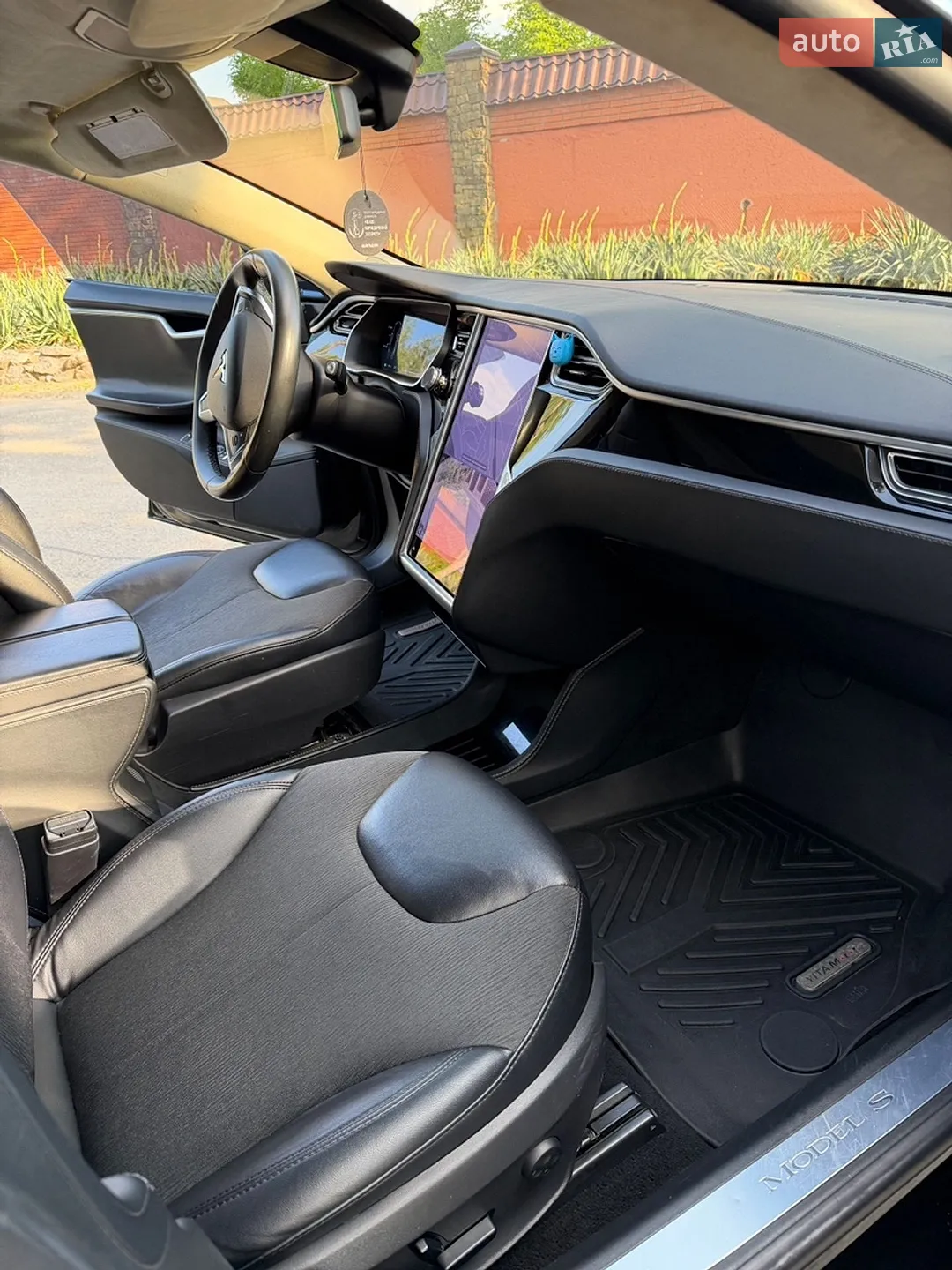 2016 Tesla Model S - мініатюра 14