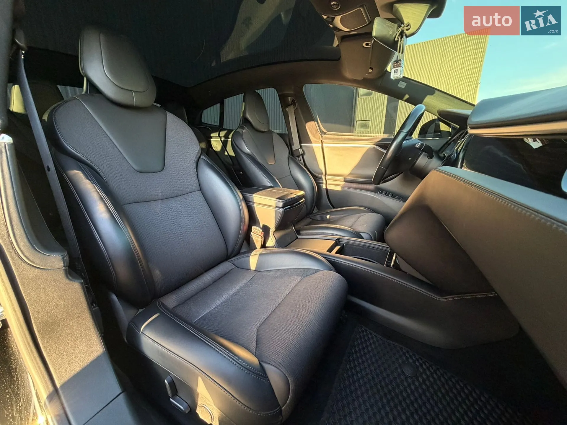 2017 Tesla Model S - мініатюра 33