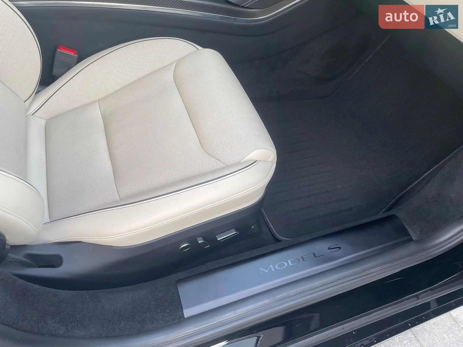 2023 Tesla Model S - мініатюра 27