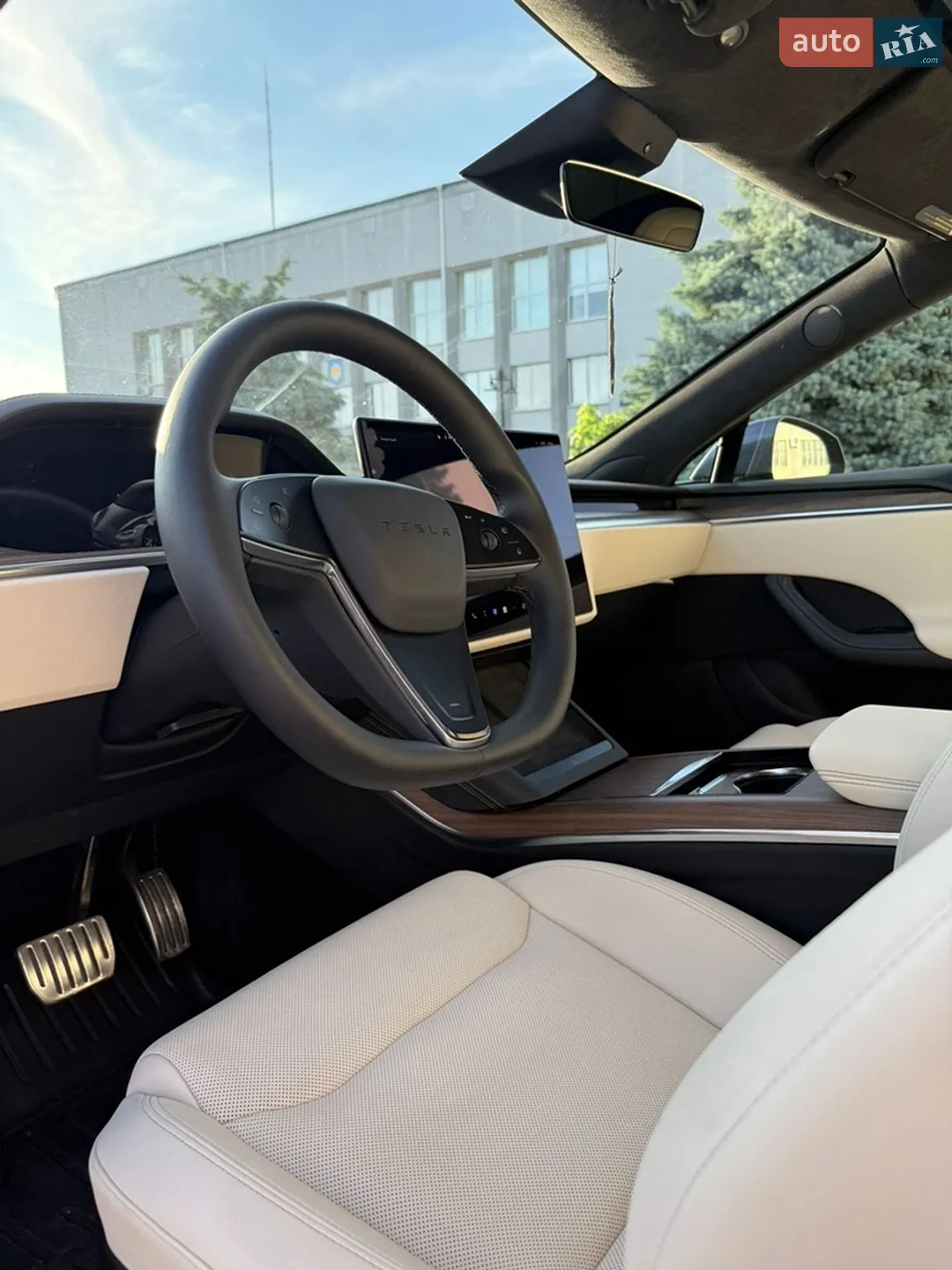 2022 Tesla Model S - мініатюра 16