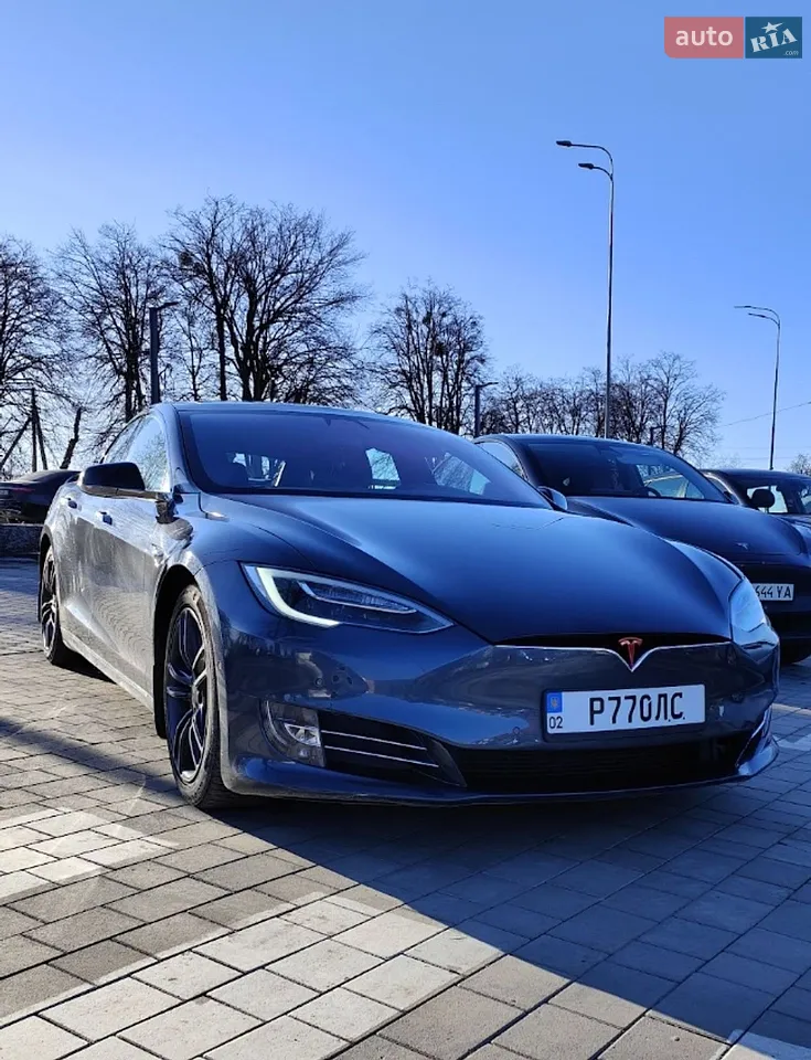 2015 Tesla Model S - мініатюра 27