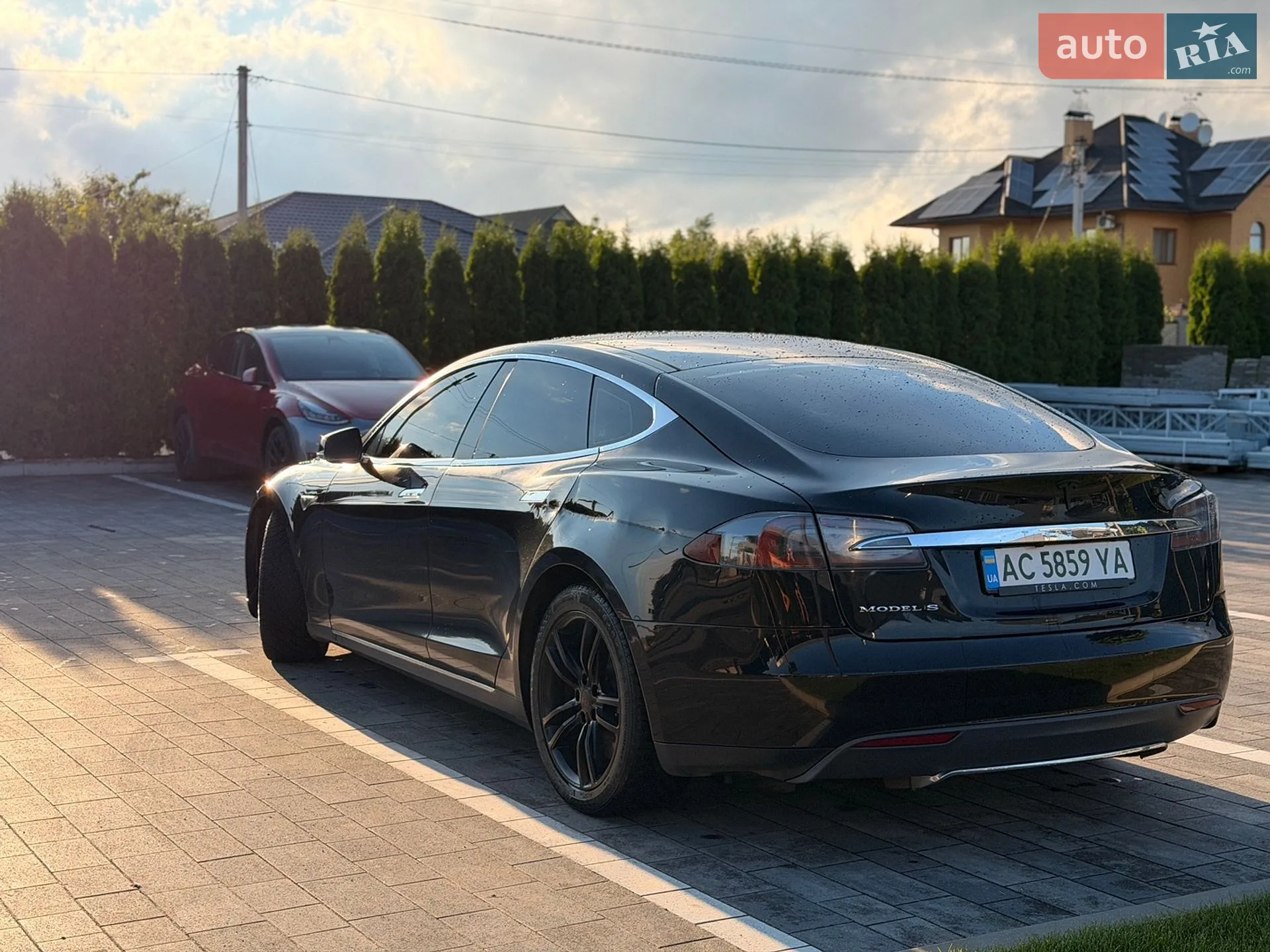 2014 Tesla Model S - мініатюра 13