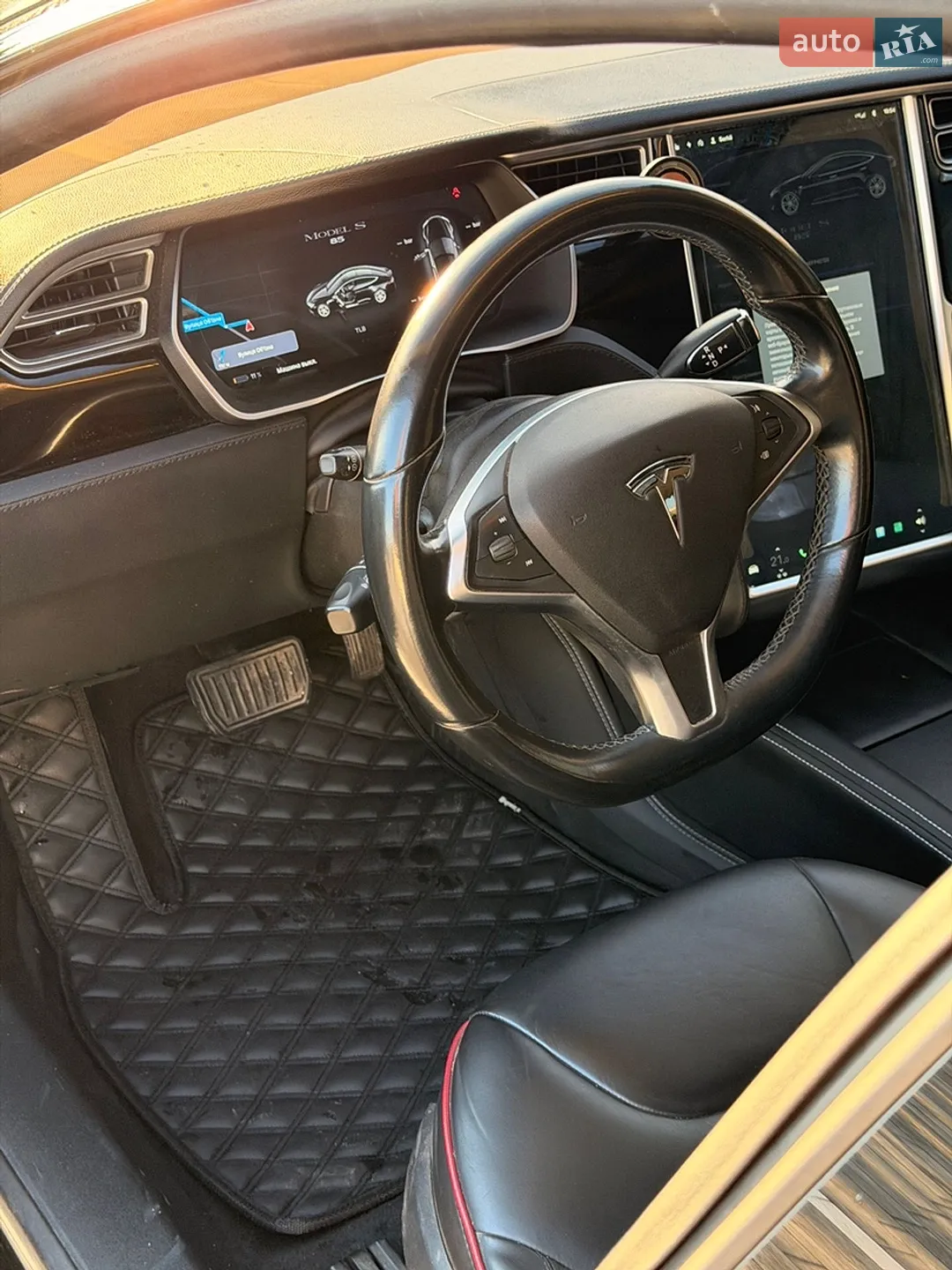2014 Tesla Model S - мініатюра 23