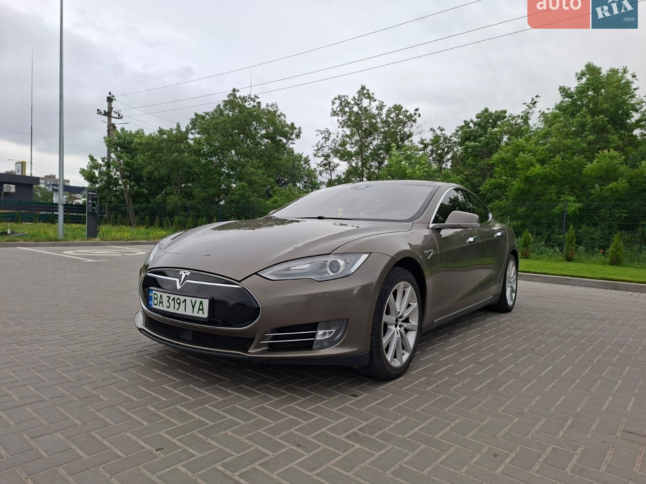 2016 Tesla Model S - мініатюра 37