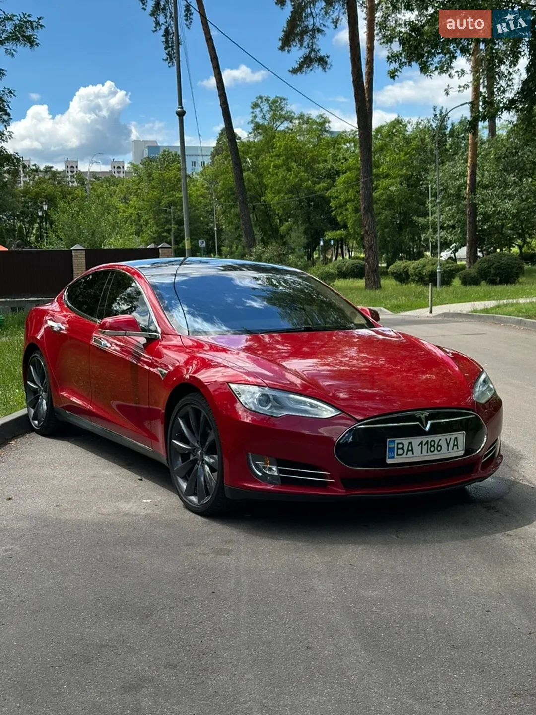 2014 Tesla Model S - мініатюра 8