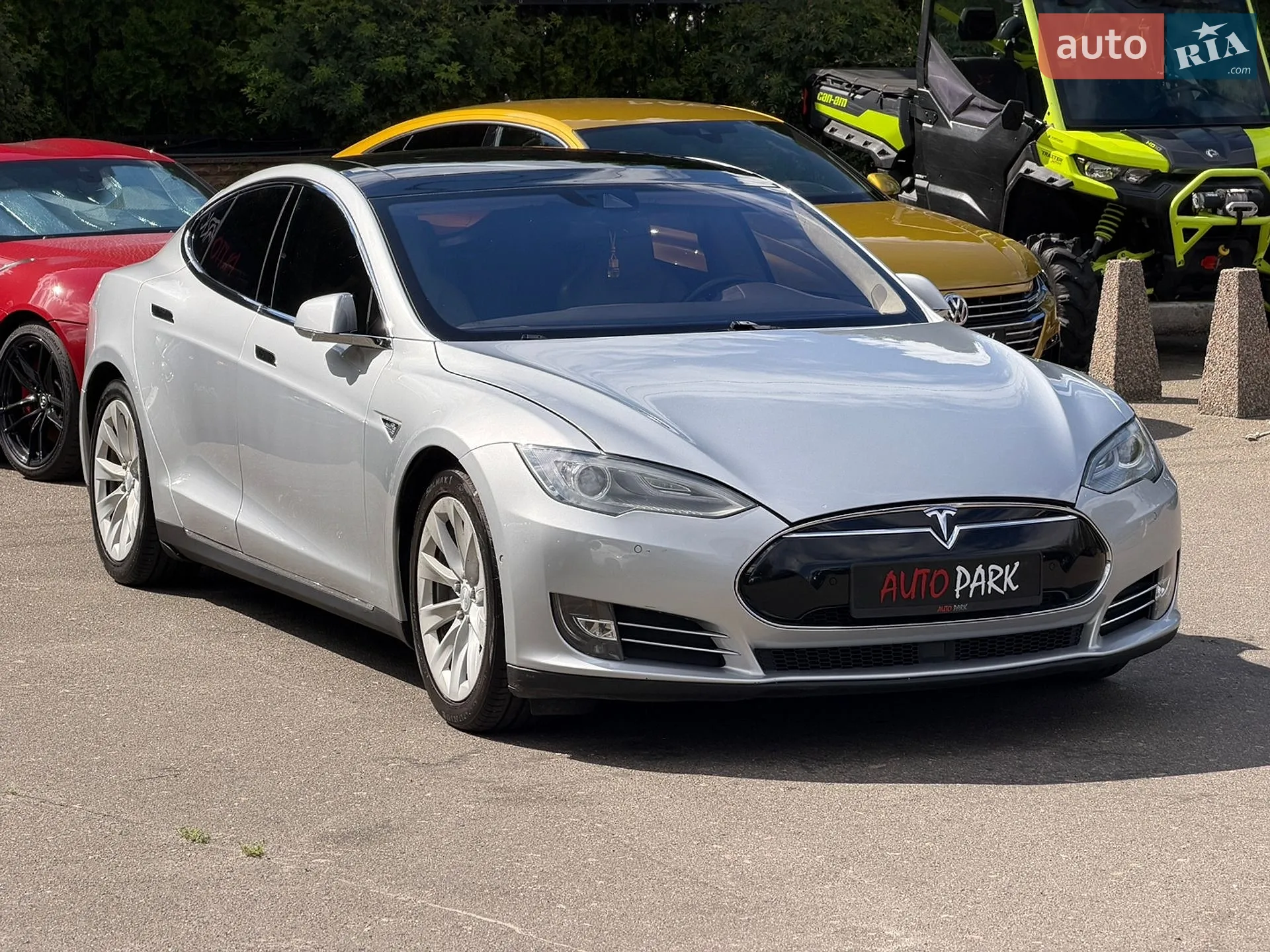 2015 Tesla Model S - мініатюра 9