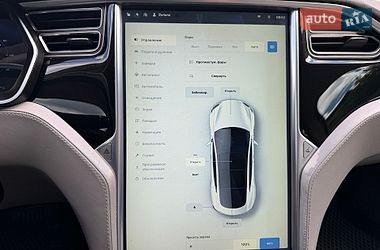 Лифтбек Tesla Model S 2015 в Киеве