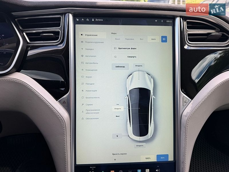 Лифтбек Tesla Model S 2015 в Киеве