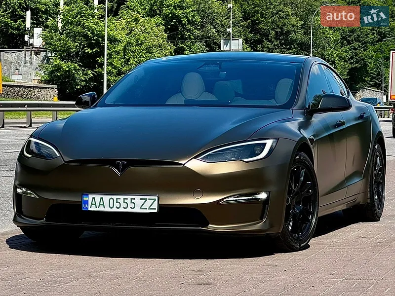 Tesla Model S 2023